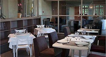 Châteaubriant Logis Hotel Le Prieure Des Gourmands מראה חיצוני תמונה