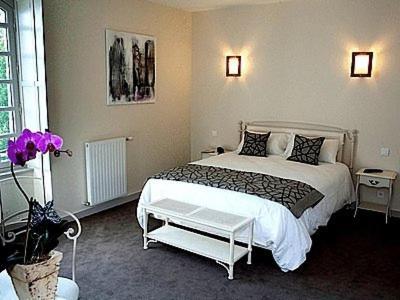 Châteaubriant Logis Hotel Le Prieure Des Gourmands מראה חיצוני תמונה